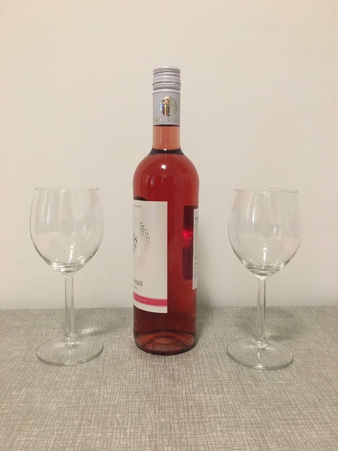 Rose Apartman Ντέμπρετσεν Εξωτερικό φωτογραφία